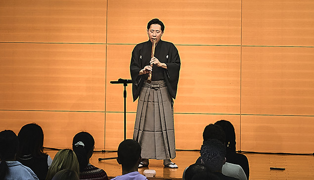 都山流尺八本曲《鶴の巣籠》の演奏 